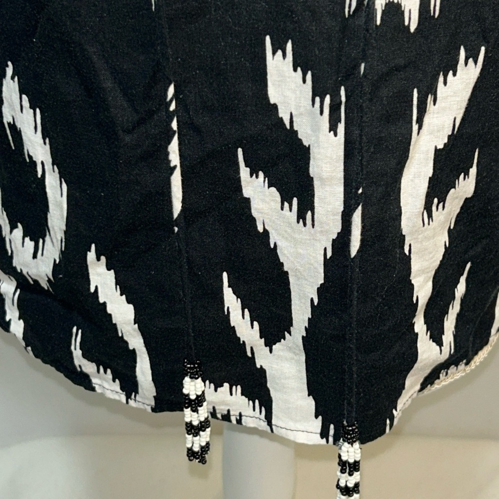 Rachel Zoe Graphic Black and White Blouse - Picture 4 of 8